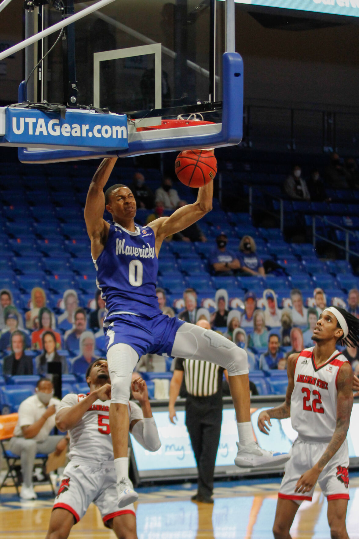 Photos: Men's basketball team sweeps two-game series against Arkansas State University